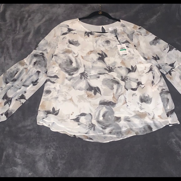 Calvin Klein double layered top - Picture 3 of 5